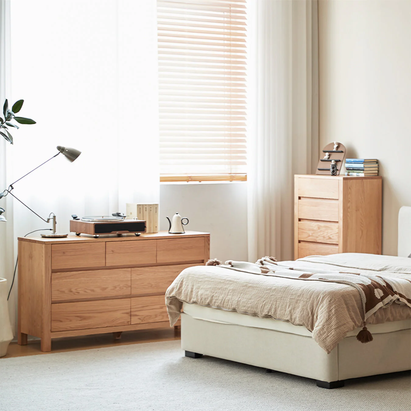 Humbie Natural Solid Oak 3+4 Chest of Drawers - Image 4