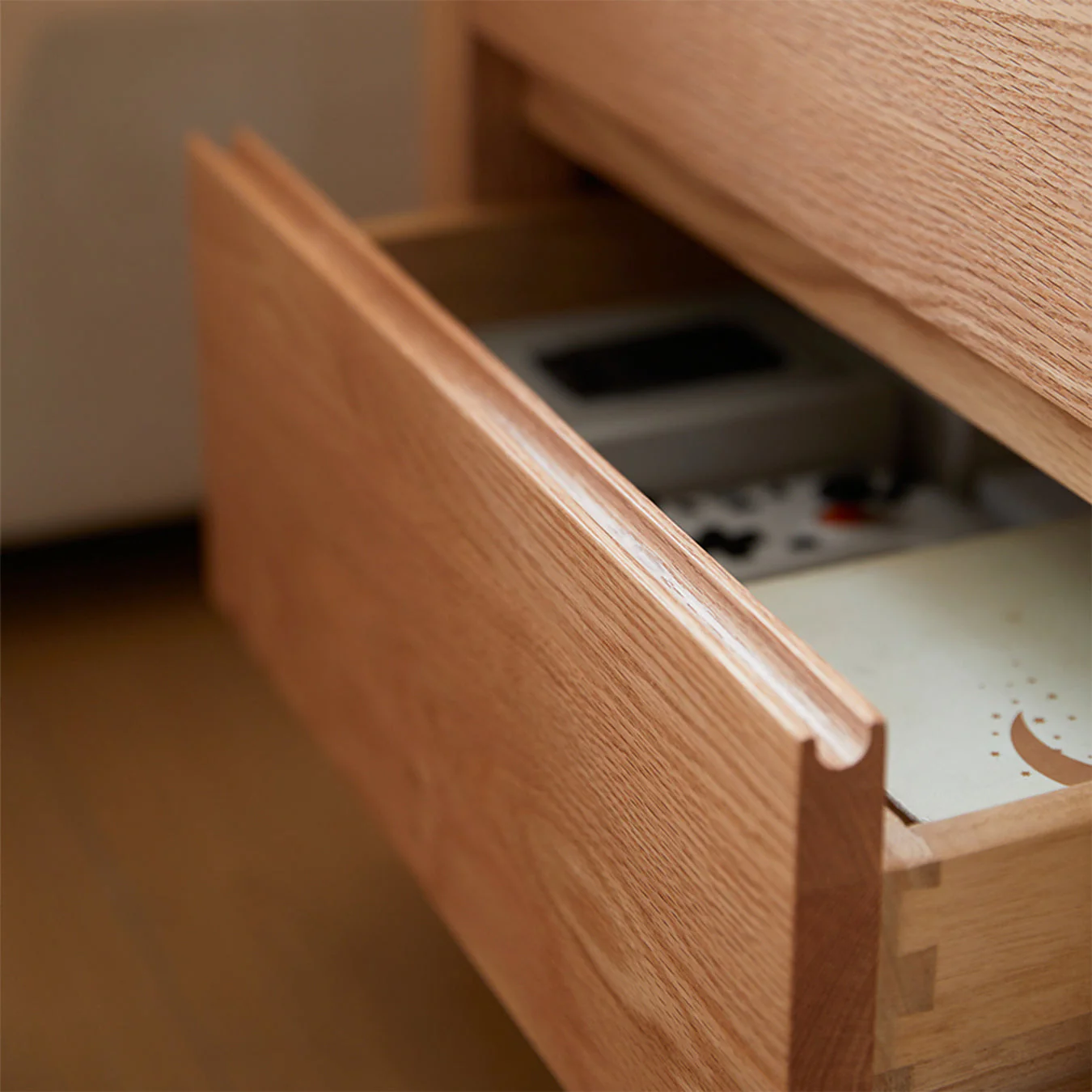Humbie Natural Solid Oak Large Bedside Table - Image 8