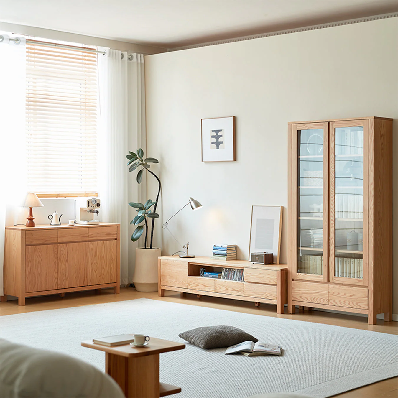 Humbie Natural Solid Oak Large TV Unit - Image 4