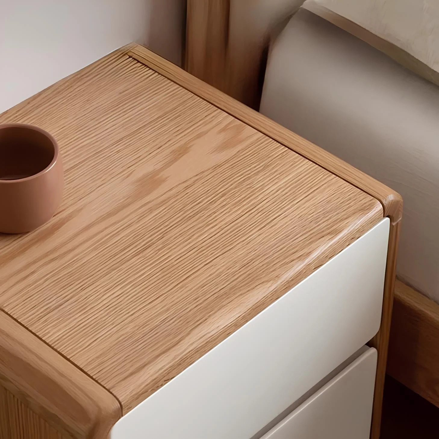 Korge Natural Solid Oak Bedside Table - Image 3