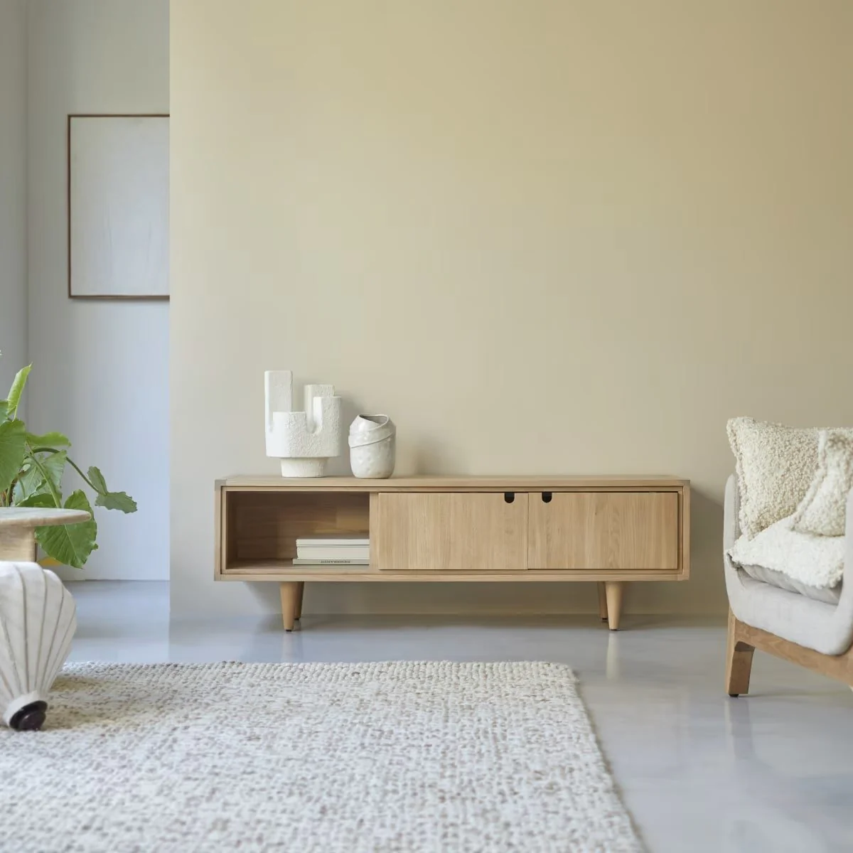 Lorris Natural Solid Oak Entertainment Unit - Image 2
