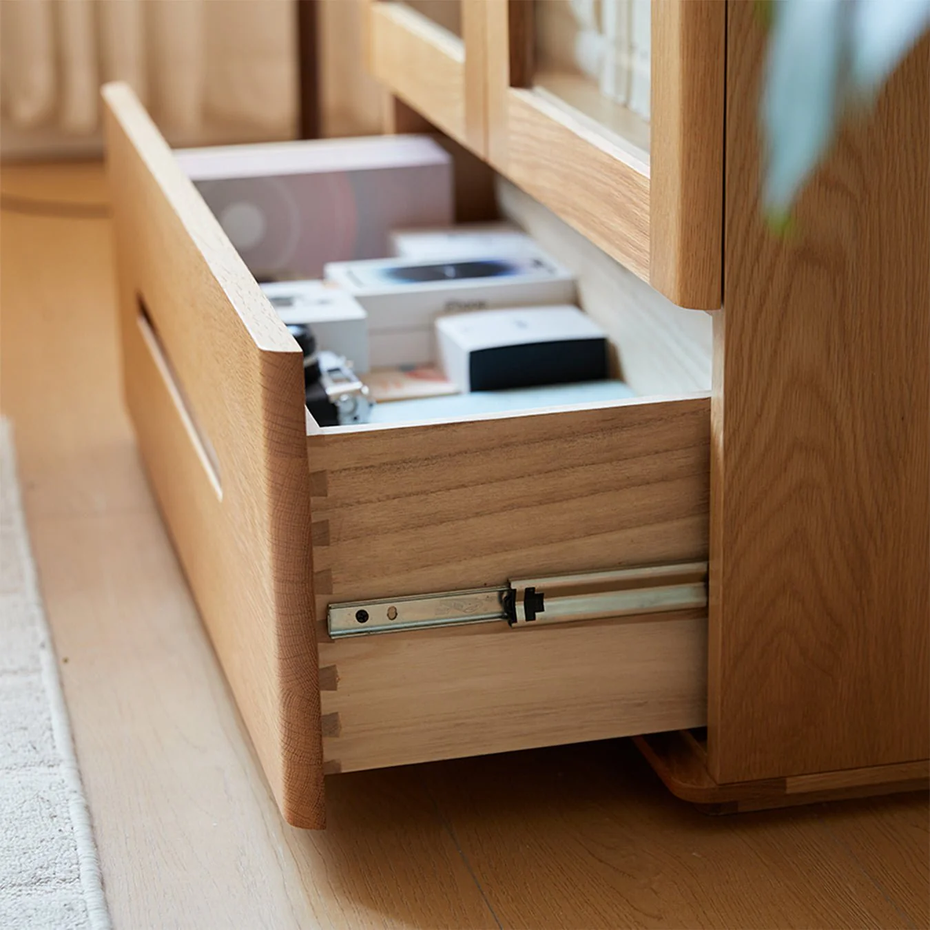 Manchester Natural Solid Oak Display Bookcase Cabinet - Image 7
