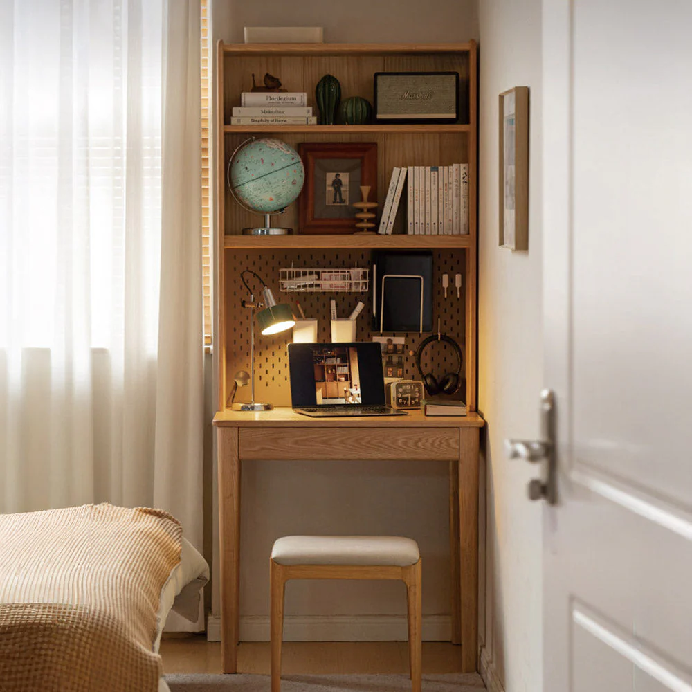 Monte Natural Solid Oak Desk with Hutch - Image 2
