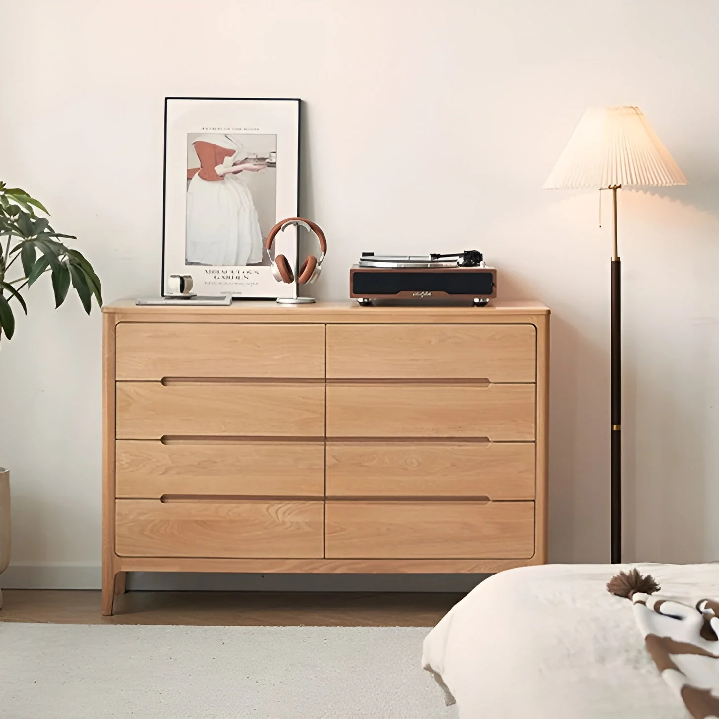 Seattle Natural Solid Oak Chest of 8 Drawers - Image 2