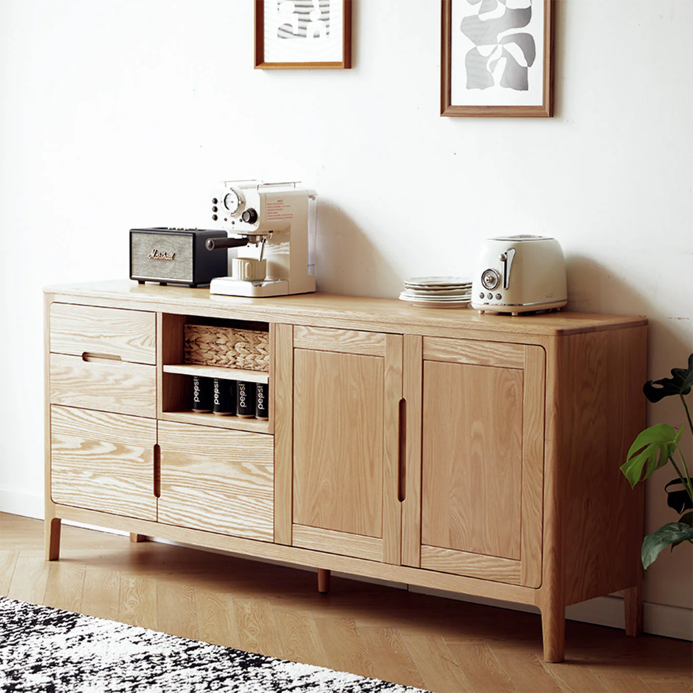 Seattle Natural Solid Oak Extra Large Sideboard - Image 2