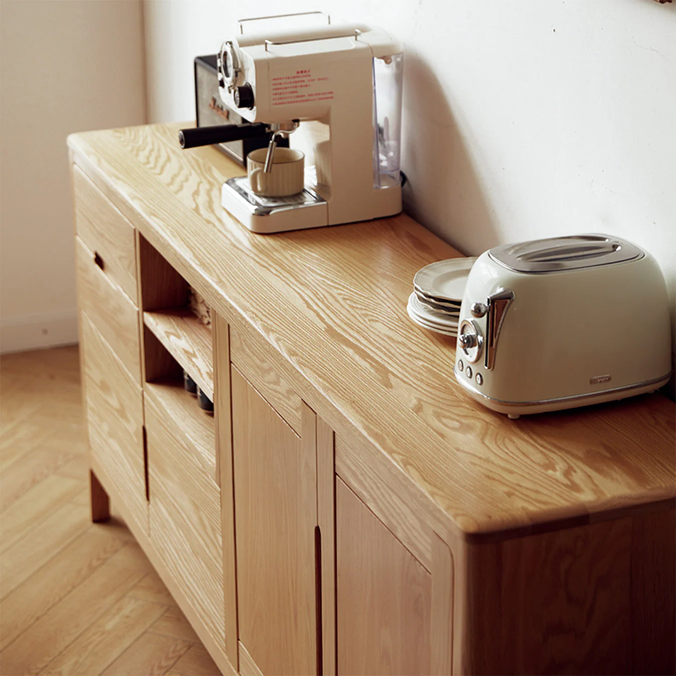 Seattle Natural Solid Oak Extra Large Sideboard - Image 3