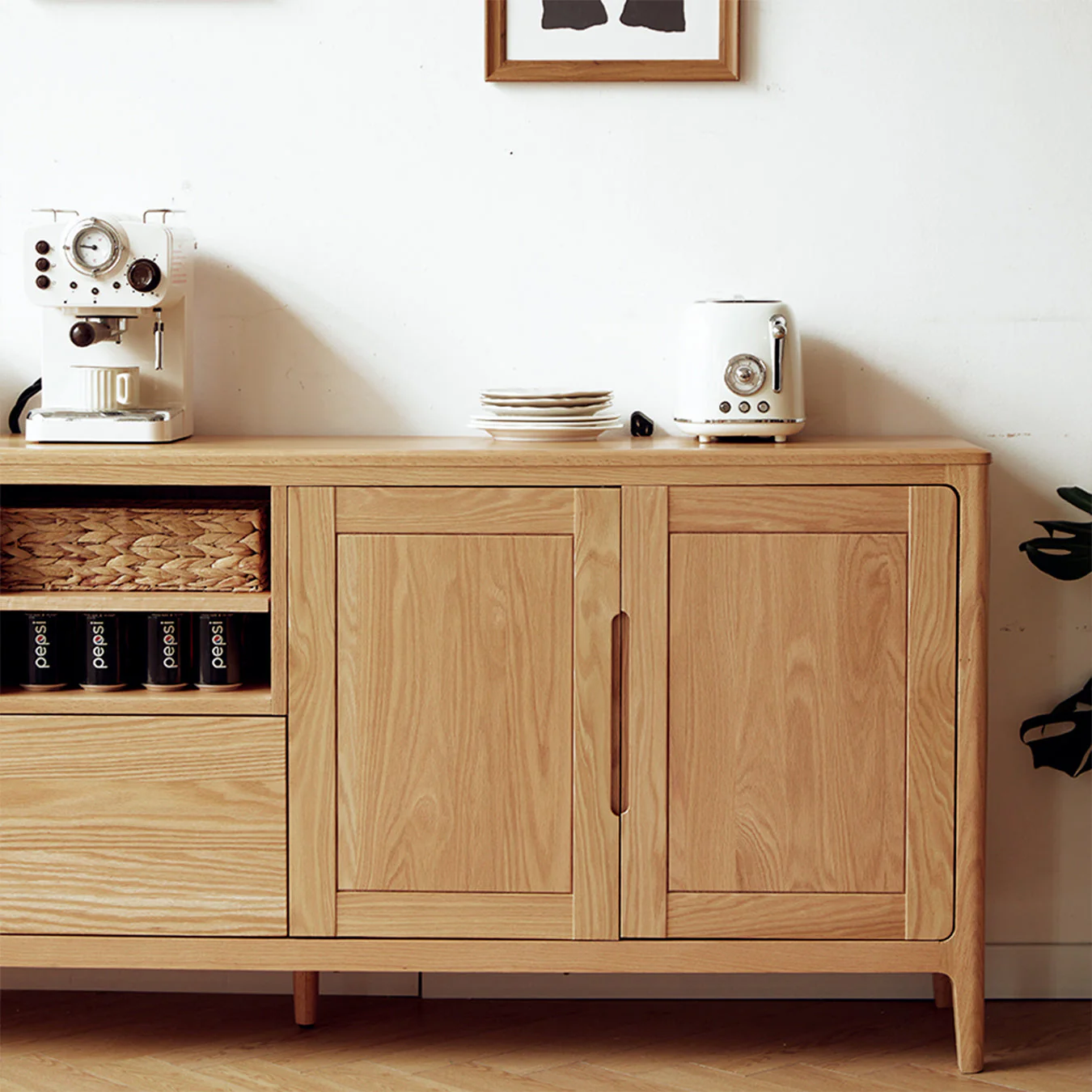 Seattle Natural Solid Oak Extra Large Sideboard - Image 4