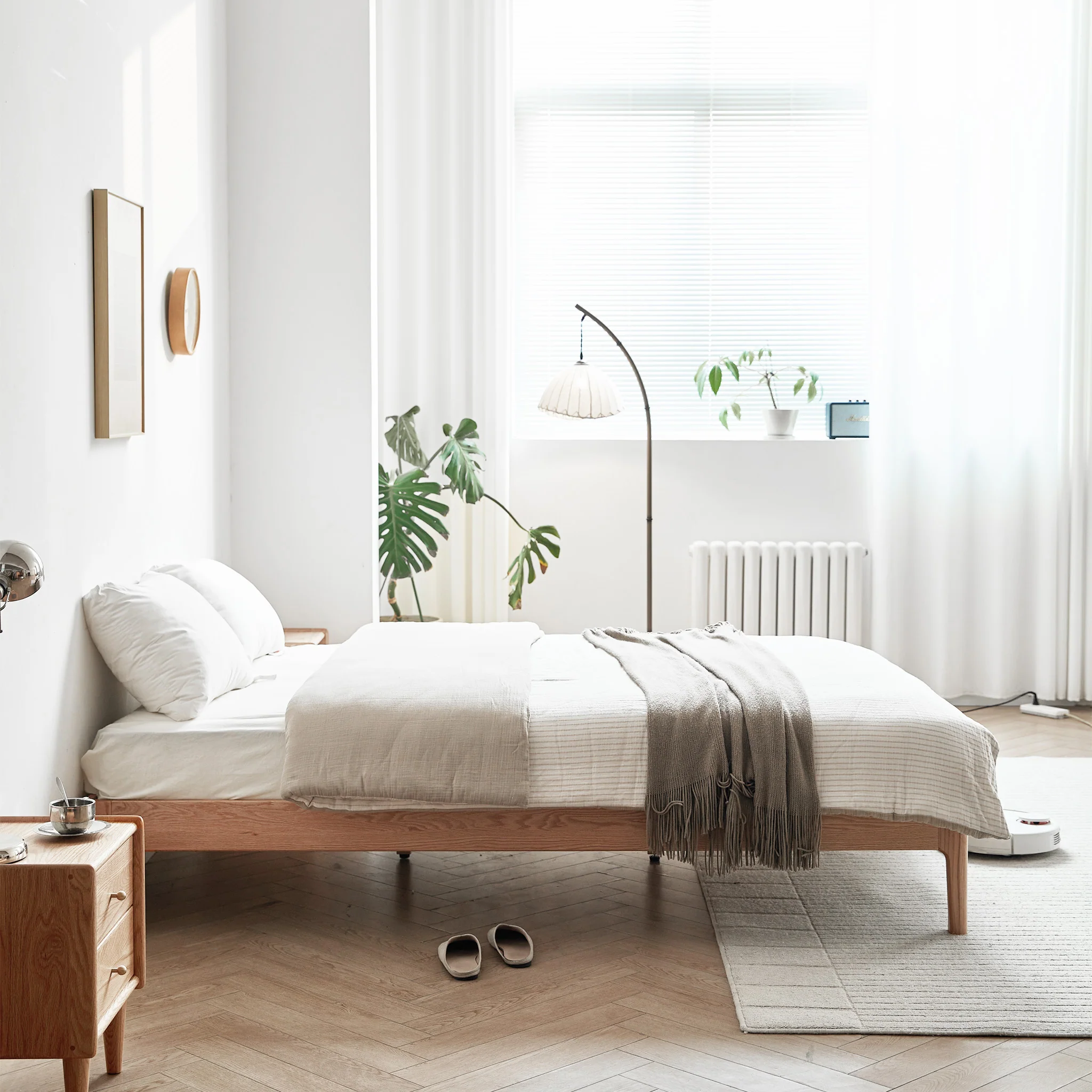 Seattle Solid Oak Platform Bed Frame - Image 3